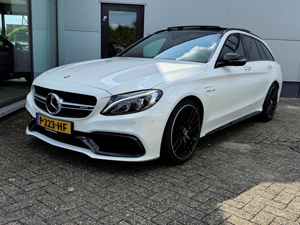 Mercedes-Benz C-klasse ESTATE C63 AMG | PERFORMANCE STOELEN | PANO DAK