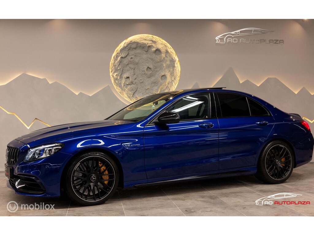 Mercedes-Benz C-klasse AMG 63 S Facelift Keramisch/Panorama/Kuipstoelen/Carbon