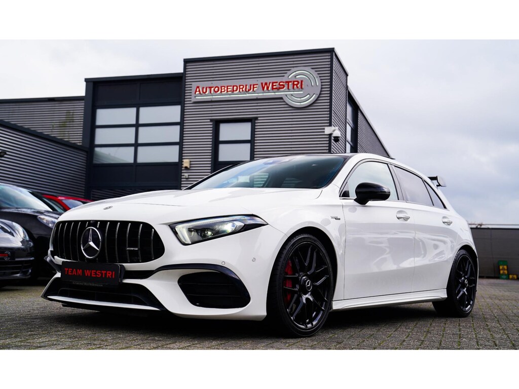 Mercedes-Benz A-klasse AMG 45 4MATIC+ Premium Plus | Panorama | Sterrenhemel | Sport uitlaat | Burmester | Luxe leder/Alcantara |