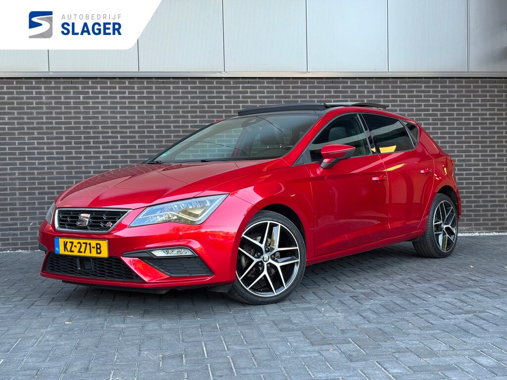 SEAT Leon 1.4 EcoTSI FR - Pano | full-LED | ACC | Lane assist | Camera | Trekhaak afneembaar