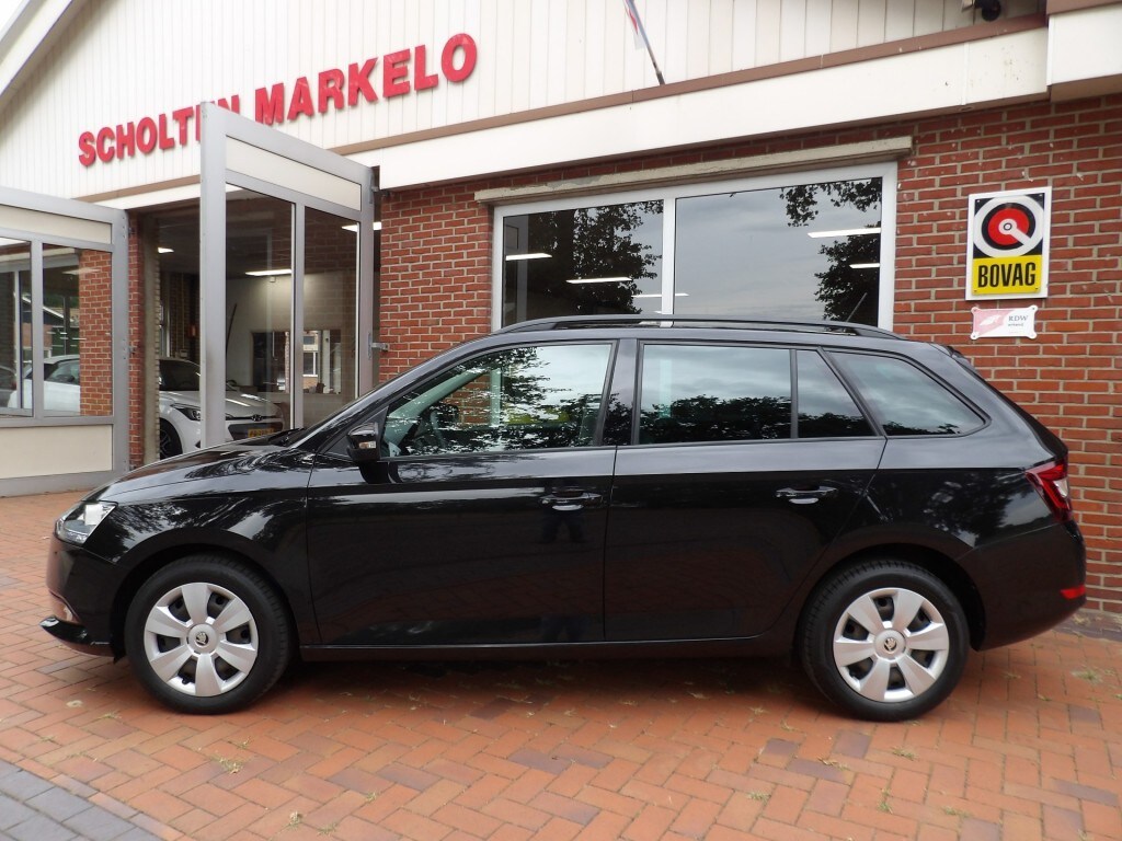 Skoda Fabia 1.0 TSI DSG7 Ambition station NAVI
