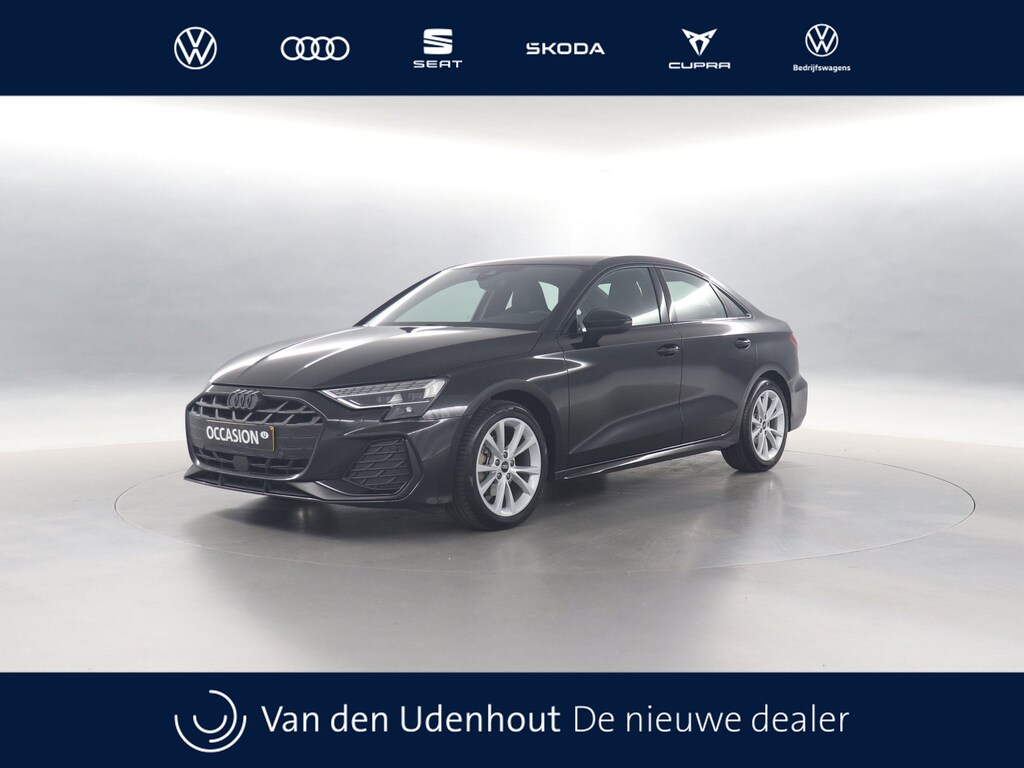 Audi A3 Limousine 30 TFSI 115pk S-Line Edition S-Tronic / Navigatie / Camera / Inparkeerhulp