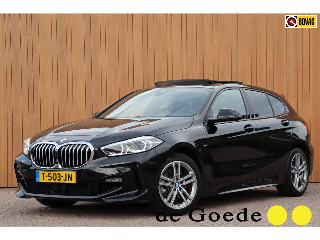 BMW 1-Serie 116i Introduction M-sport org.NL Harman Kardon a.spoiler camera el.schuifdak