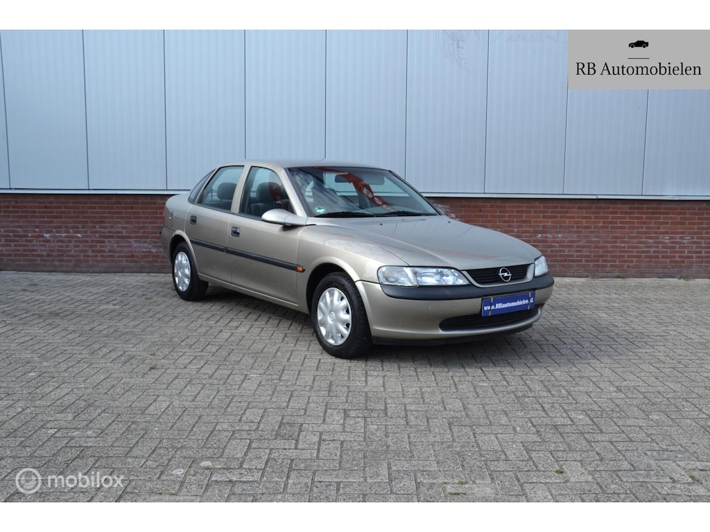 Opel Vectra 1.6i GL Plus|25.224km|1996|1e eig|Nieuwsta|Airco
