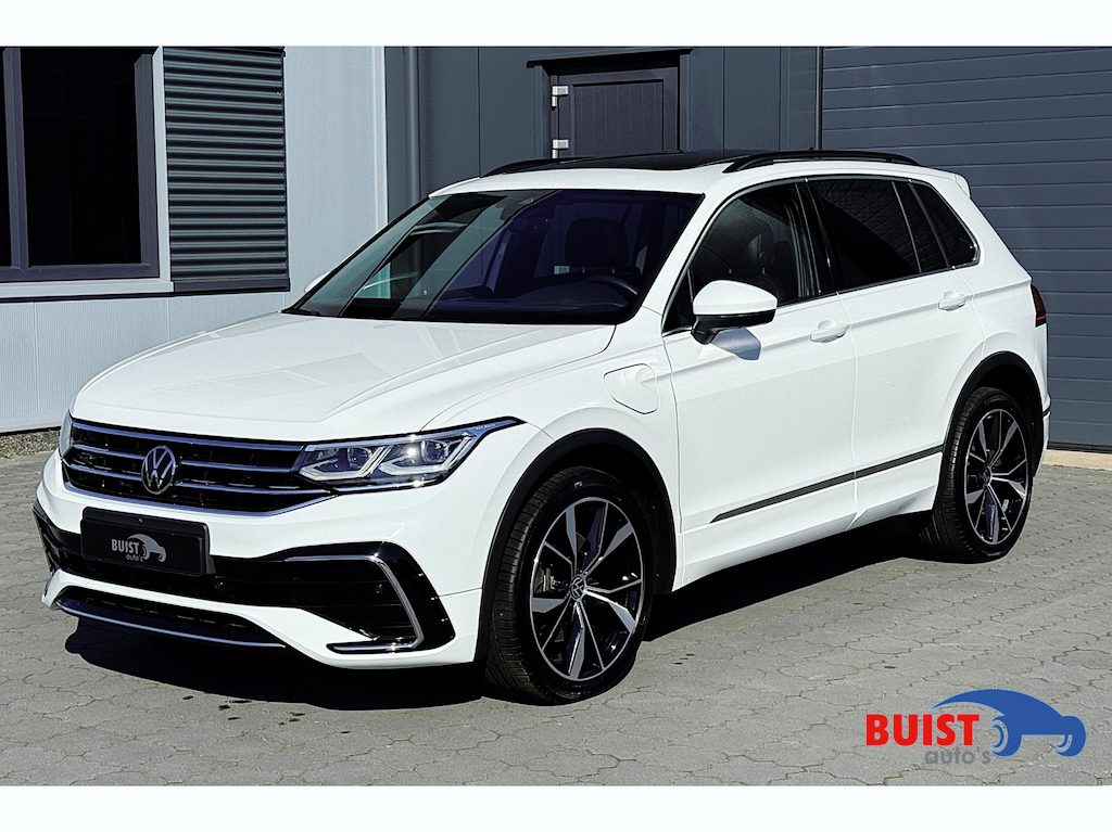 Volkswagen Tiguan 1.4 TSI eHybrid R-Line 245pk PANO LEER IQ LIGHT TREKHAAK 20" 360 CAMERA