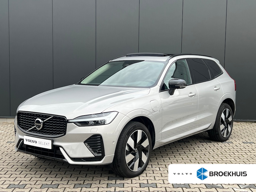 Volvo XC60 T6 Plug-in hybrid AWD Ultra Dark | Panoramadak | 360 Camera | Head-up display | Stoel en stuurwielverwarming | Trekhaak | BLIS | LED |