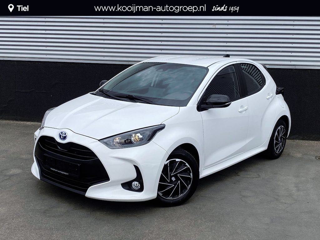 Toyota Yaris 1.5 Hybrid Active Apple CarPlay/Android Auto navigatie, achteruitrij camera, Adaptieve cruise control,