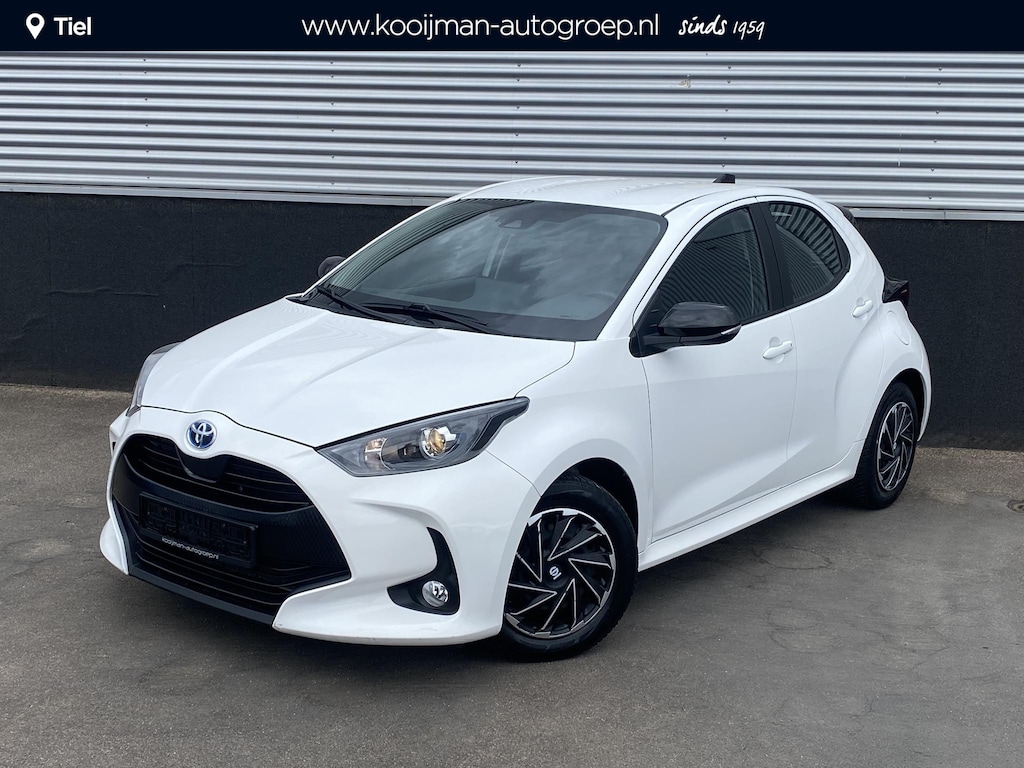 Toyota Yaris 1.5 Hybrid Active Apple CarPlay/Android Auto navigatie, achteruitrij camera, Adaptieve cruise control,