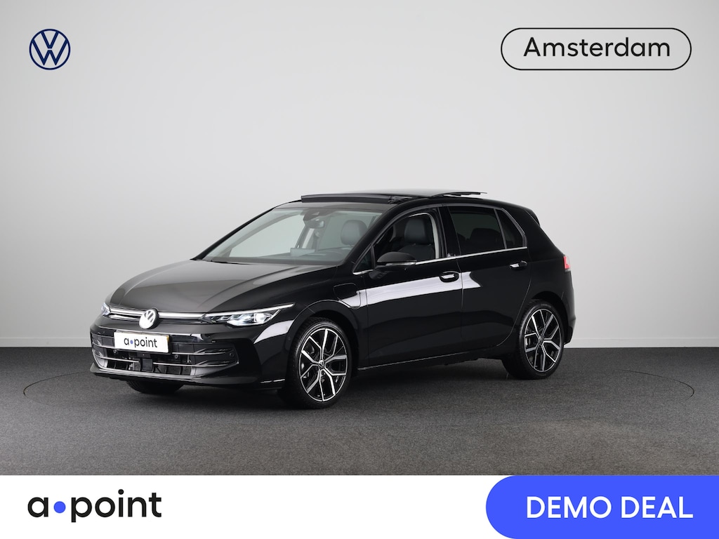 Volkswagen Golf 1.5 eHybrid Style Edition 204PK | Panoramadak | Wegklapbare trekhaak | Sportonderstel | Led matrix | Stoelverwarming | 18 Inch | Verlengde garantie