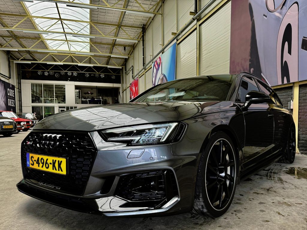 Audi RS4 Avant RS DYNAMIC PACK|B&O|PANODAK|ABT| 20INCH|Vol|