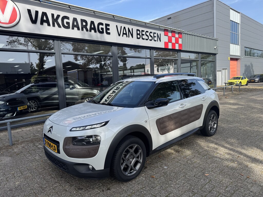 Citroën C4 Cactus 1.2 PureTech Shine CAMERA-CRUISE-TREKHAAK