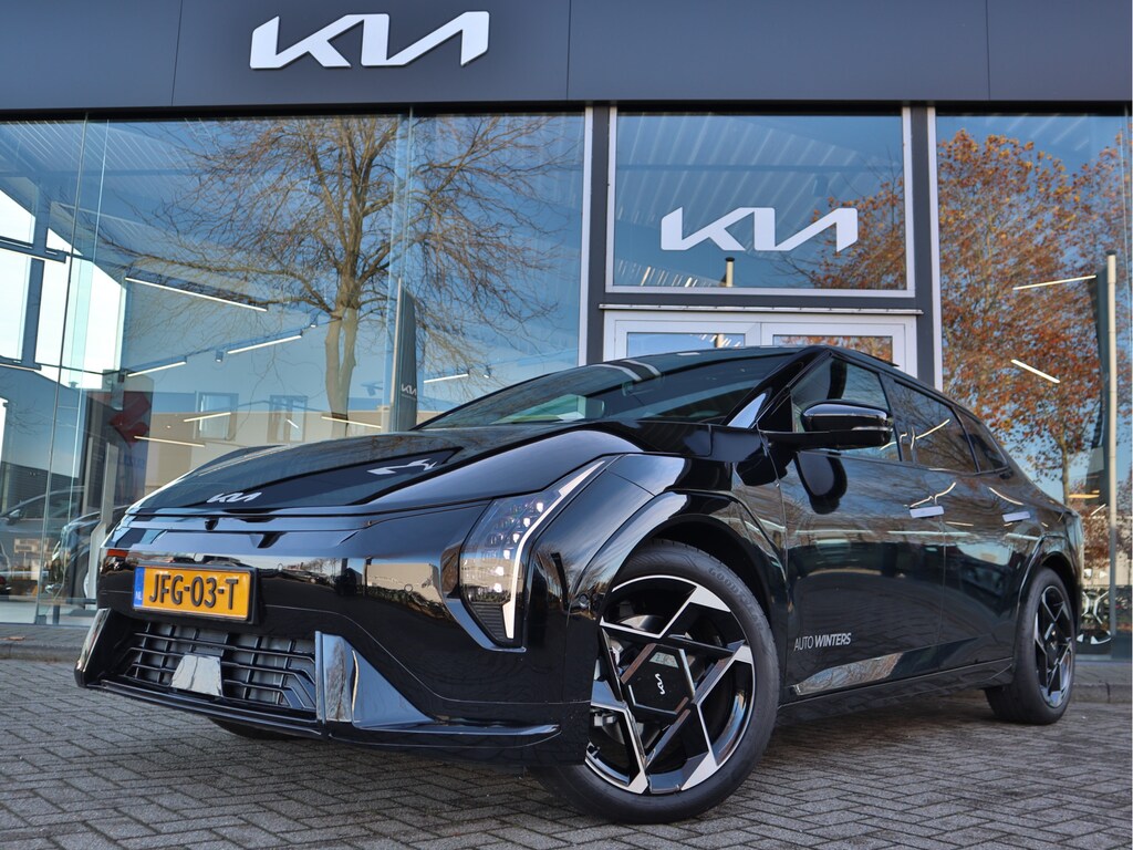 Kia EV4 Fastback GT-PlusLine 81.4 kWh - Direct leverbaar - Head-Up | Panoramadak | Leder | 360-Camera | 10 jaar Garantie | Demo Auto