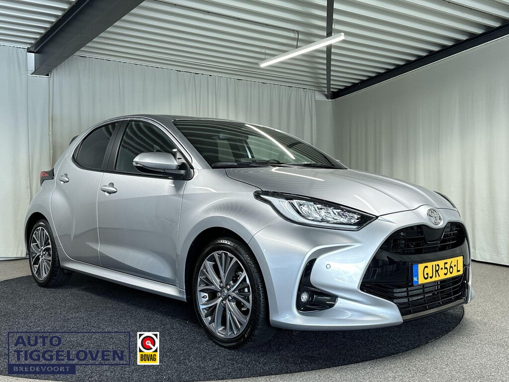 Toyota Yaris 1.5 Hybrid 130 Executive Automaat | Navi | CarPlay | Stuur&Stoelverwarming