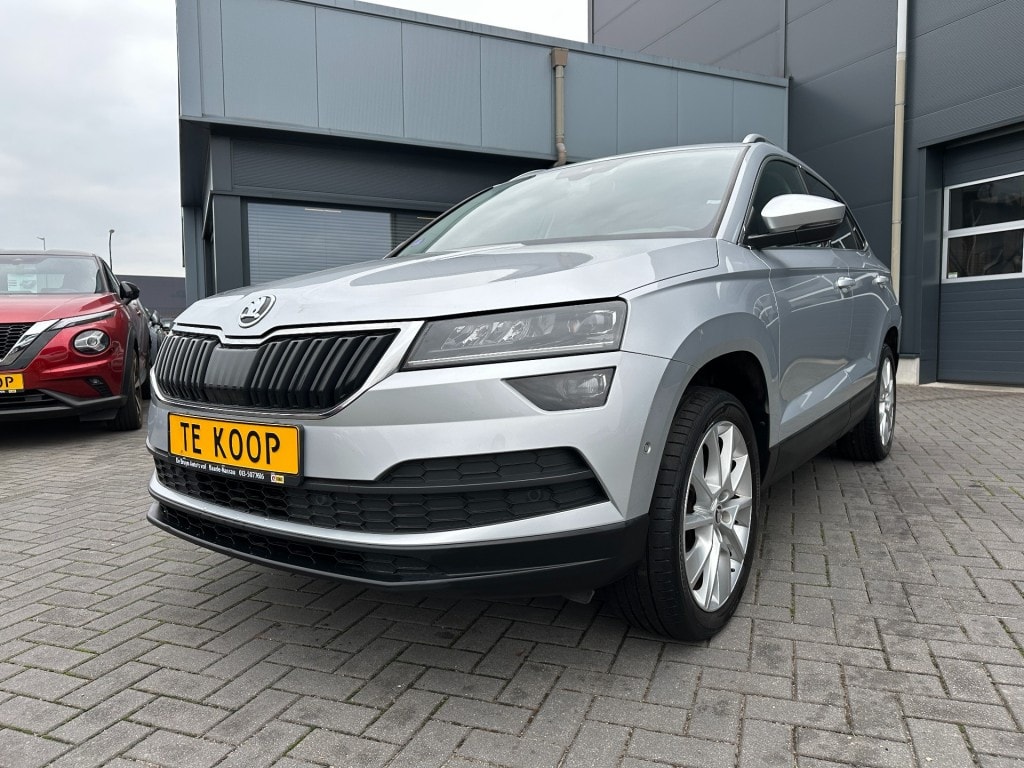 Skoda Karoq 1.0 TSi Ambition Business Camera Leder Trekhaak