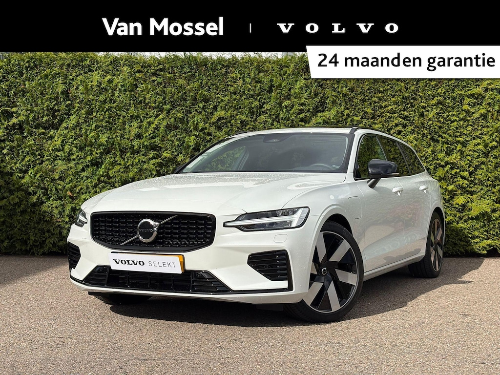 Volvo V60 T8 Plug-in hybrid AWD Ultra Dark | Trekhaak | Panoramadak | Stoel + stuurverwarming | Harman/Kardon |