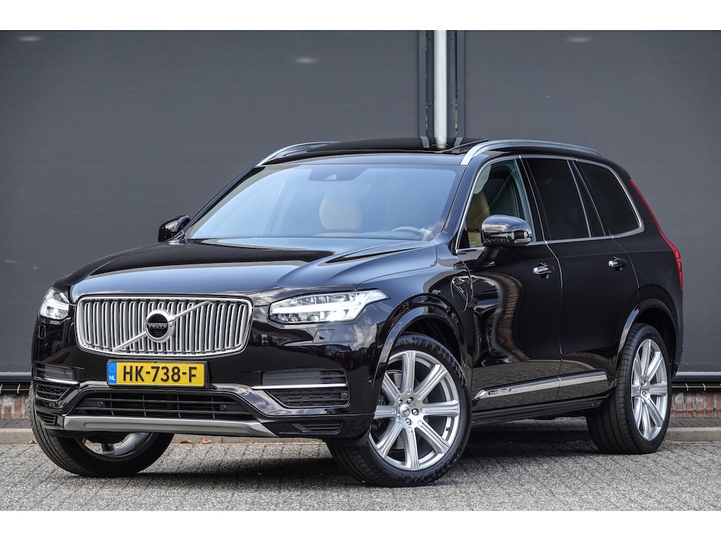 Volvo XC90 T8 Twin Engine 408Pk Aut. | Plug In Hybrid | AWD | Inscription | 7-Persoons | Panoramadak | Luchtvering | Achteruitrijcamera | 21'' | Ember Black