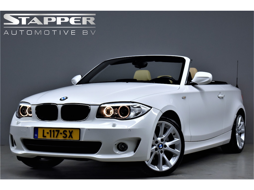 BMW 1-Serie Cabrio 125i 218pk 6-Cil. Automaat High Executive Navi/Xenon/Leer/Stoelverw./Trekhaak/Climate/Pdc/Lmv18''