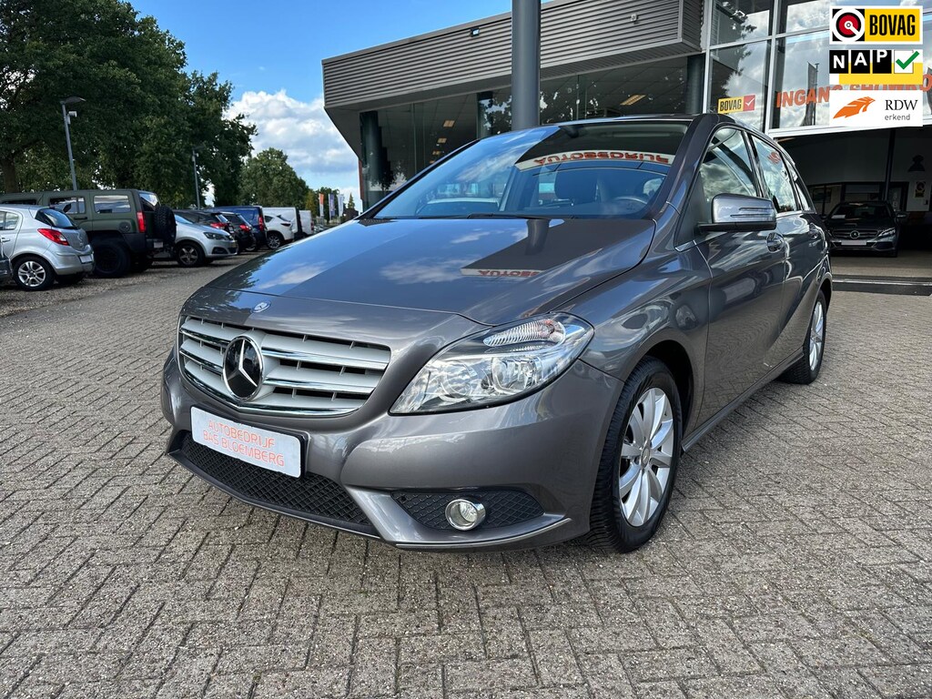 Mercedes-Benz B-klasse 200 Ambition,Automaat, Hoge instap,Electr Trekhaak, Navi, Cruise.