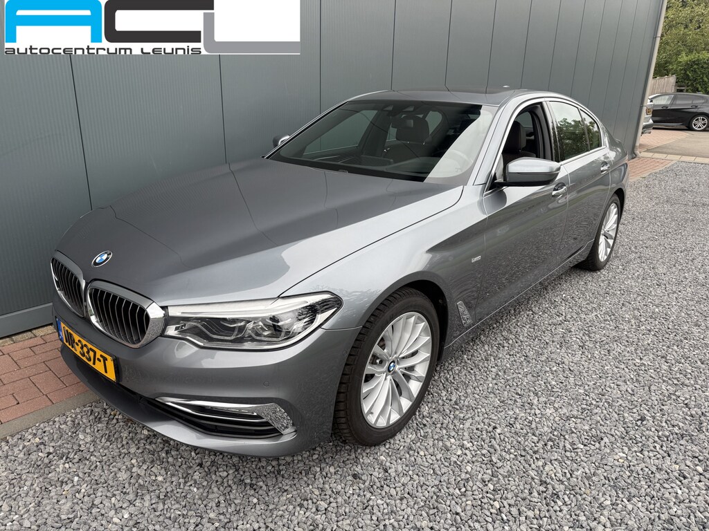 BMW 5-Serie 530i xDrive Automaat High Executive Sedan