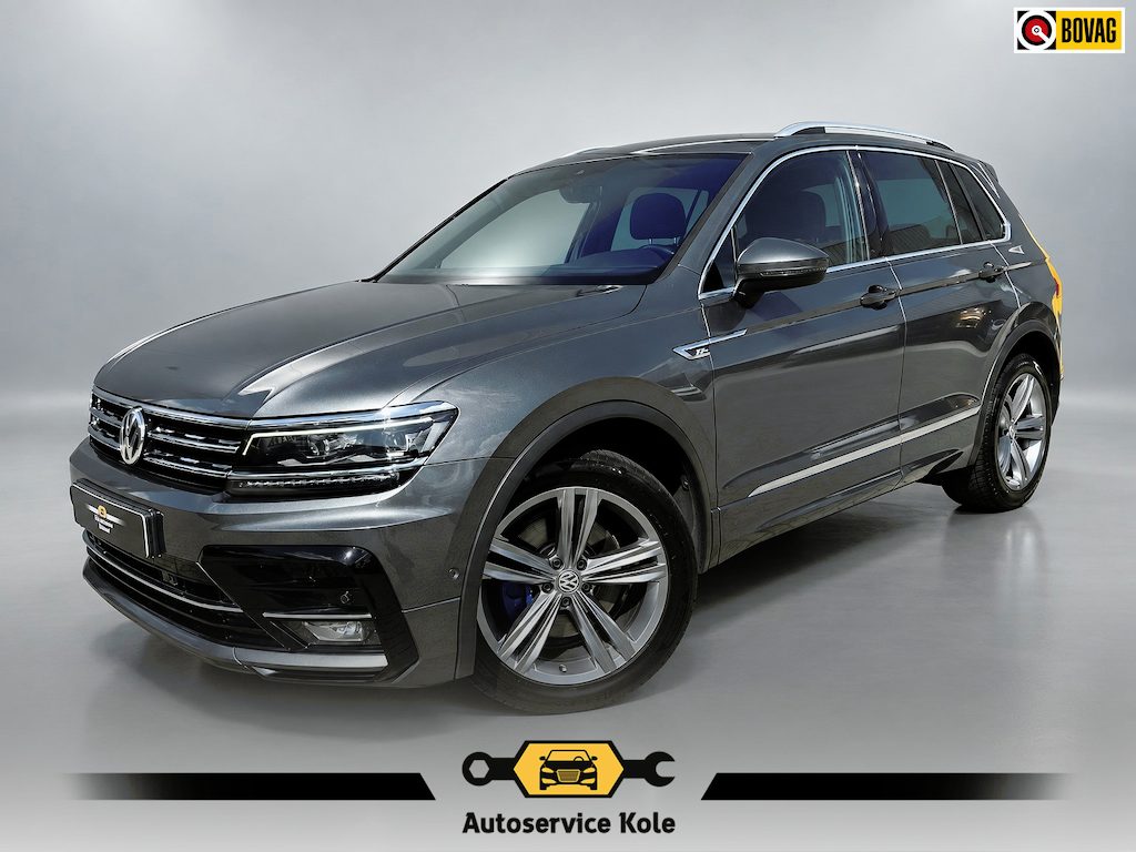 Volkswagen Tiguan 2.0 TSI 4Motion Highline R-Line * Panoramadak * Navigatie * Parkeercamera *