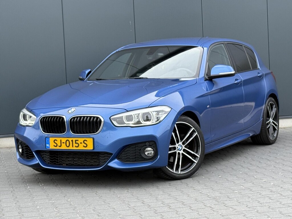 BMW 1-Serie 118I M Sport Shadow Executive Harman/Kardon - Alcantara - LED