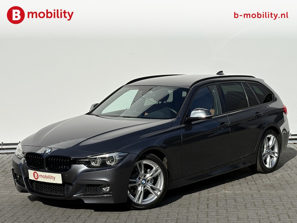 BMW 3-Serie Touring 318i High Executive M-Sport Trekhaak Apple CarPlay | Achteruitrijcamera | HIFI | Leer | DAB Audio