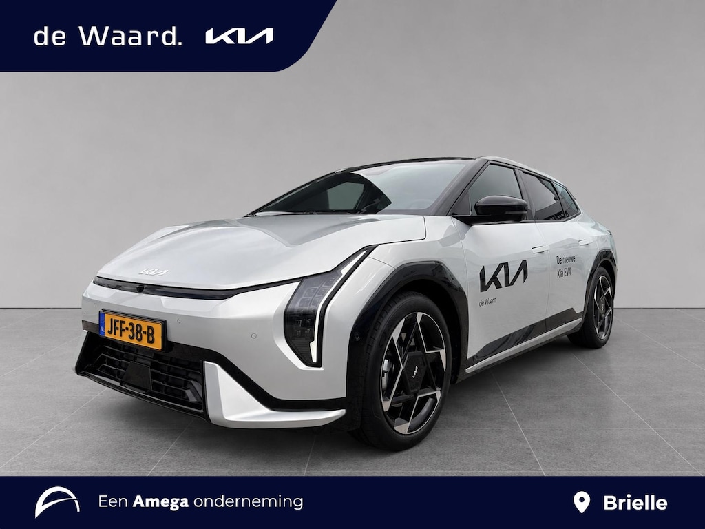 Kia EV4 GT-PlusLine 81.4kWh 204pk | €9.200 VOORDEEL | SCHUIF/KANTELDAK | HARMAN KARDON AUDIO | HEAD-UP DISPLAY | 360° CAMERA | ELEKTR. VERSTELB. STOELEN |