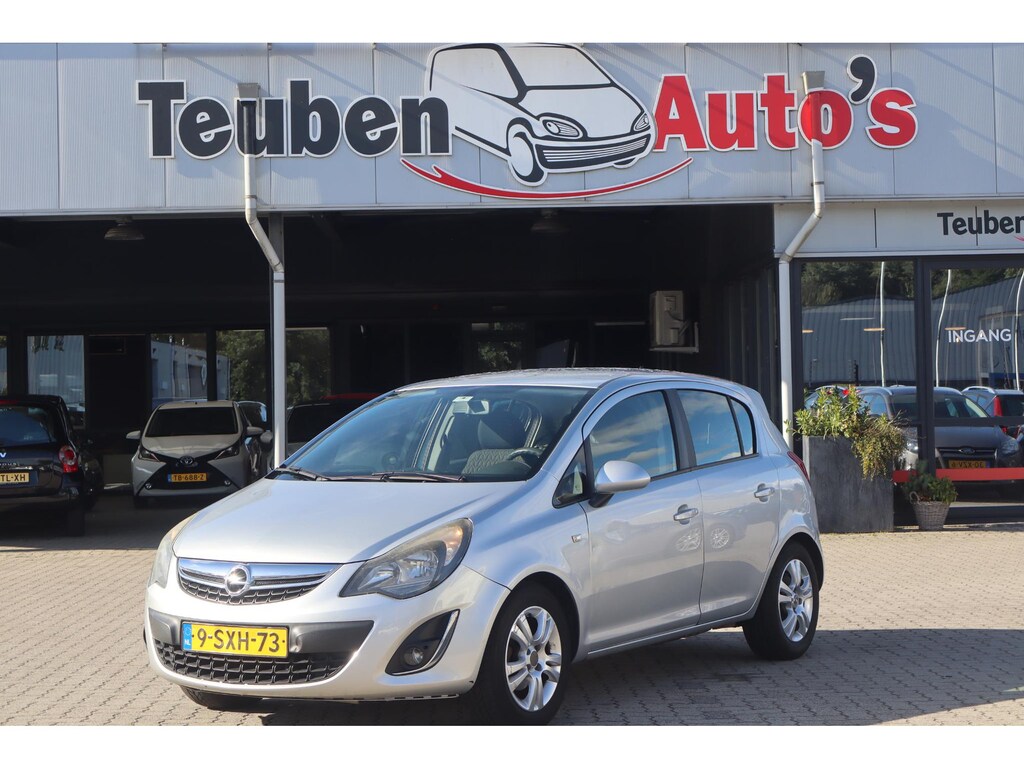 Opel Corsa 1.3 CDTi EcoFlex S/S Design Edition Stoel- en stuurverwarming, Cruise control, Airco, Lichtmetalen wielen, Elektrische ramen