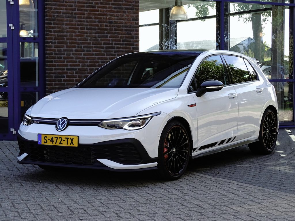 Volkswagen Golf 2.0 TSI GTI Clubsport IQ licht Panoramadak Harman kardon