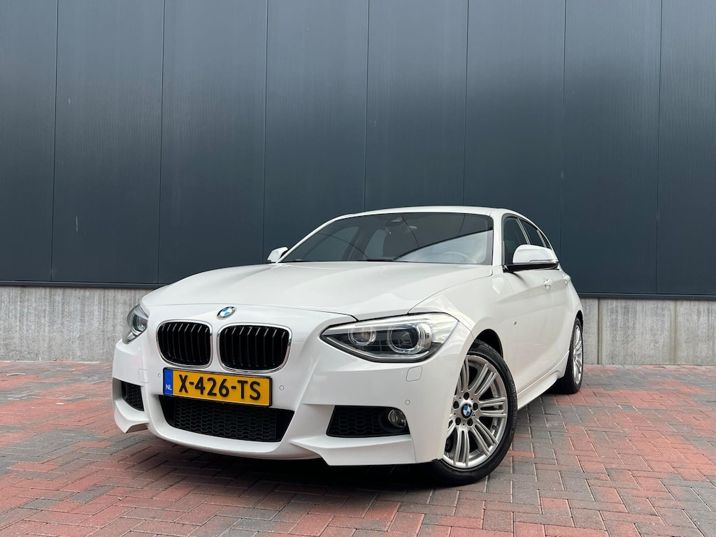 BMW 1-Serie 125i Executive * M-Sport * Navi * Cruise * Led * Trekhaak *