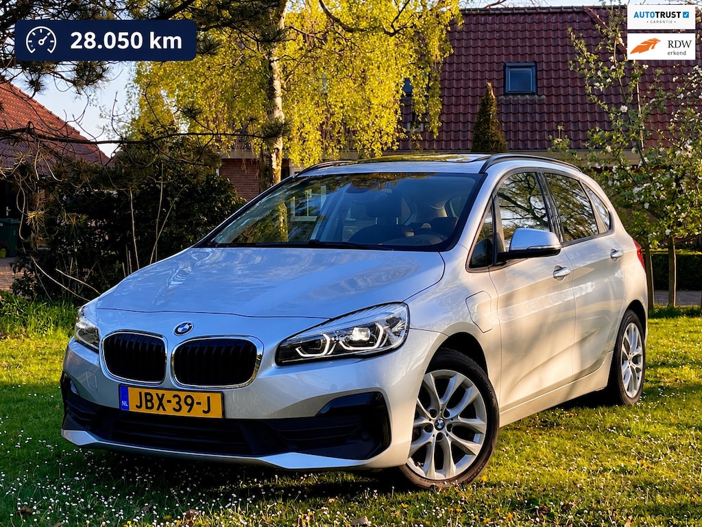 BMW 2-Serie Active Tourer 225xe High Excutive| 28.050 km| Luxury Line|PANO|Harman/Kardon|4WD|BMW DLR Onderhouden|Camera