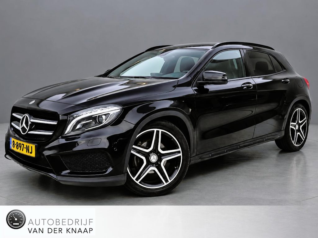 Mercedes-Benz GLA 180 AMG Night Edition Plus | Cruise | Airco | Navi/Apple carplay | Pano | Stoelverwarming | PDC |