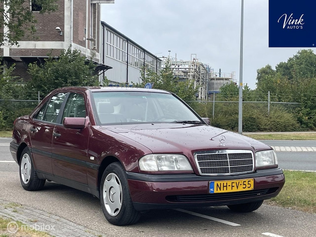 Mercedes-Benz C-klasse 180 Classic | Zeer nette staat en goed onderhouden | Origineel NL & NAP |