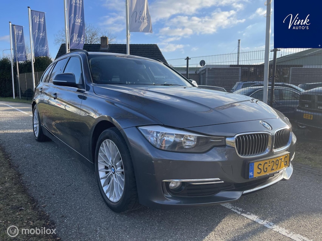 BMW 3-Serie Touring 318d | Luxury | NAV | Trekhaak | Cruise Control