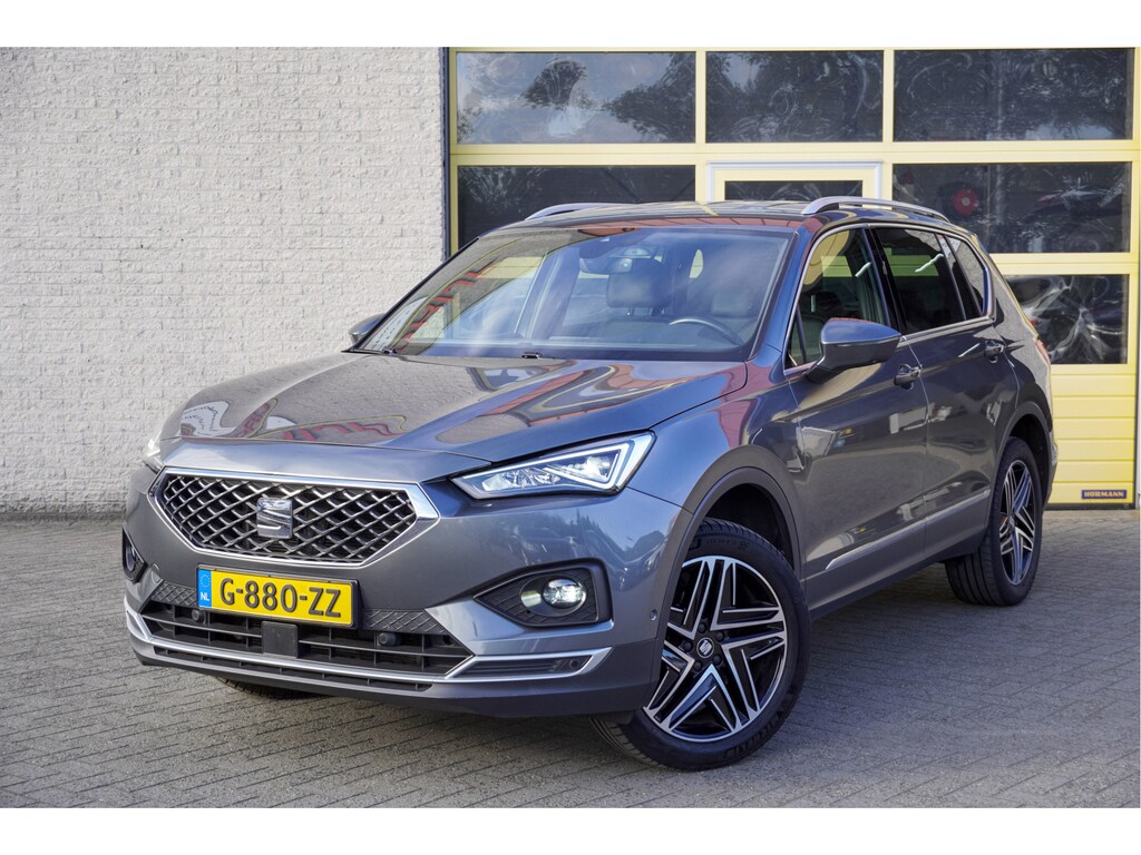 SEAT Tarraco 1.5 TSI 150PK! Xcellence Limited Edition BJ2020 Lmv 19" | Pdc | Navi | Achteruitrijcamera | Elek. trekhaak | Elek. achterklep | App-Connect | Beats Audio | Virtual cockpit | Dashboard verlichting | Climate control | Cruise control | Zwarte hemel