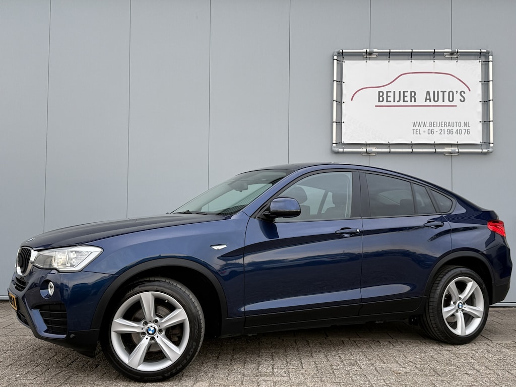 BMW X4 xDrive20i Centennial High Executive Automaat van €23.495 voor €22.495