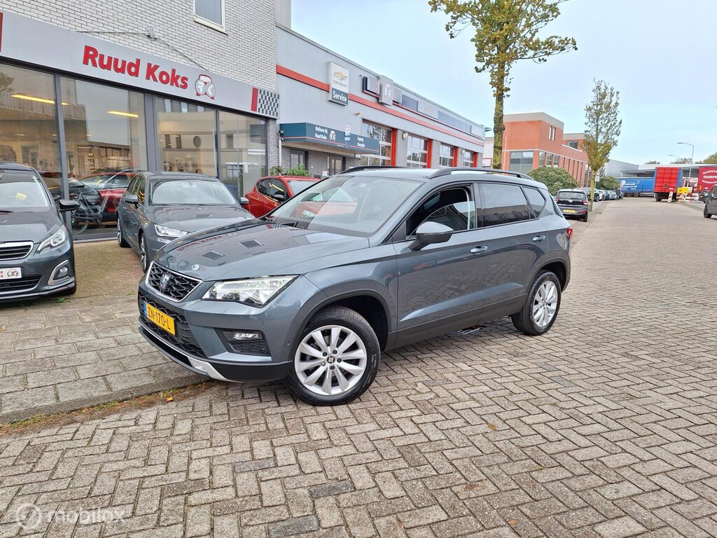SEAT Ateca 1.0 ECOTSI STYLE BUSINESS INTENSE • Carplay • Parkeerassistent •