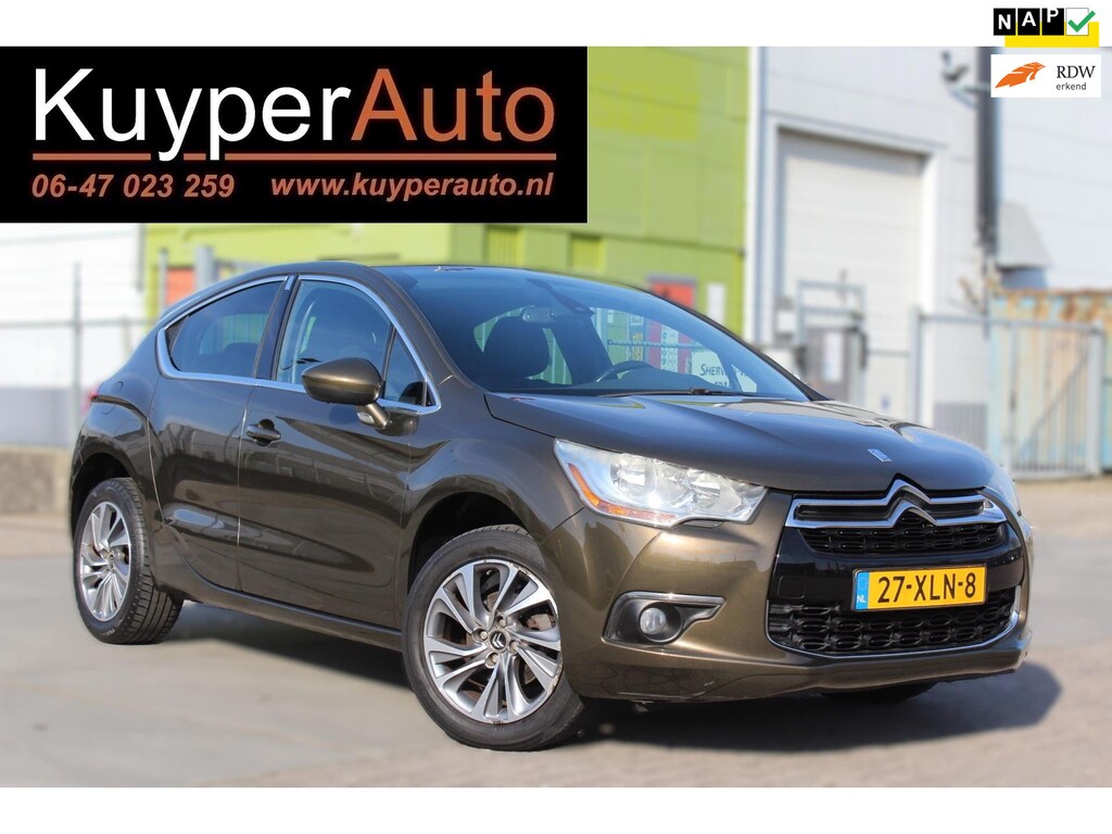 Citroën DS4 1.6 VTi Chic nap -multi media- trekhaak navi - parkeersensoren .