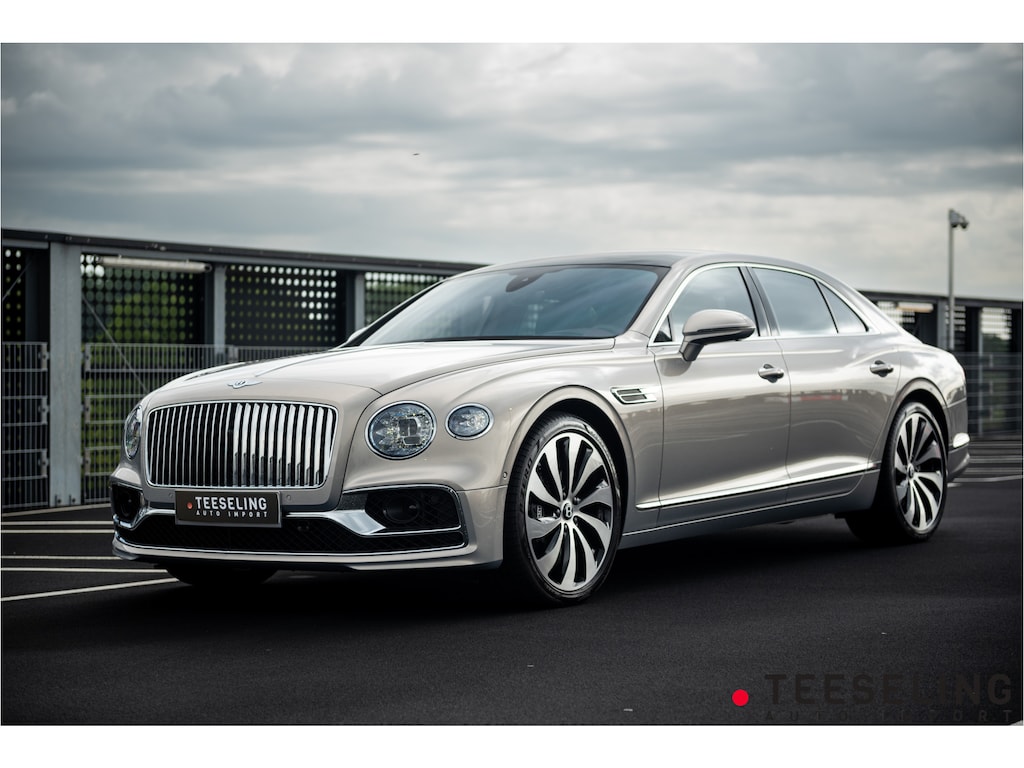 Bentley Flying Spur 4.0 V8 | Extreme Silver | Massage