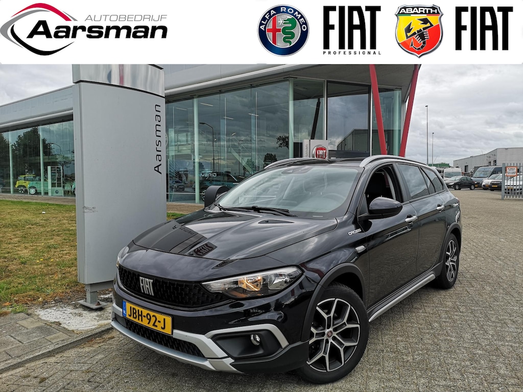 Fiat Tipo Cross Stationwagon 1.0 | Trekhaak | Navi | Carplay | Camera | Automatische airco | Digital cockpit