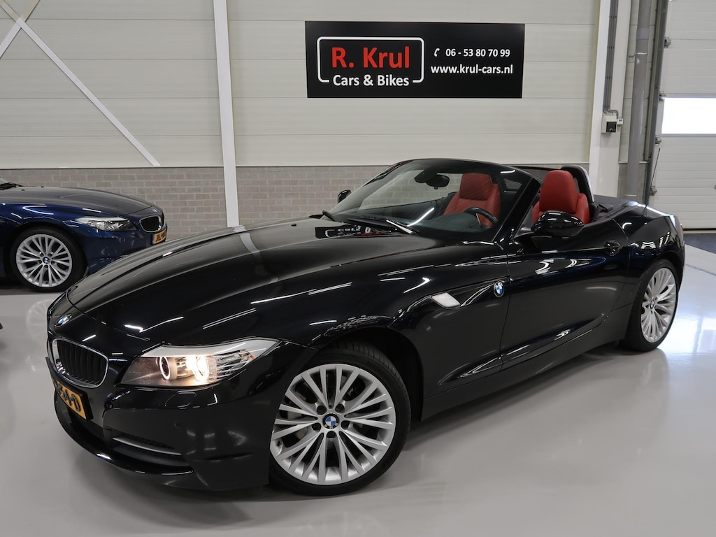 BMW Z4 Roadster sDrive28i Executive 245pk Sportstoelen Leer Airco 18 inch Sportvelgen Sportonderstel Zeer nette staat Boekjes aanwezig Stoelverwarming PDC Xenon