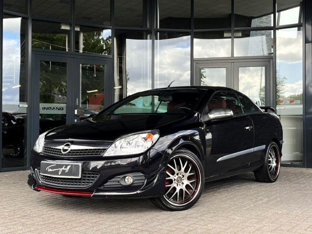 Opel Astra 1.8 CABRIO TEMPTATION NAVI - LEDER - STOELVERW. ORG. NL.