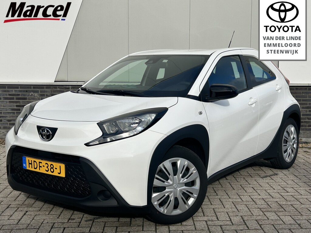 Toyota Aygo X 1.0 VVT-i MT Play Apple/Android auto Ad Cruise Airco