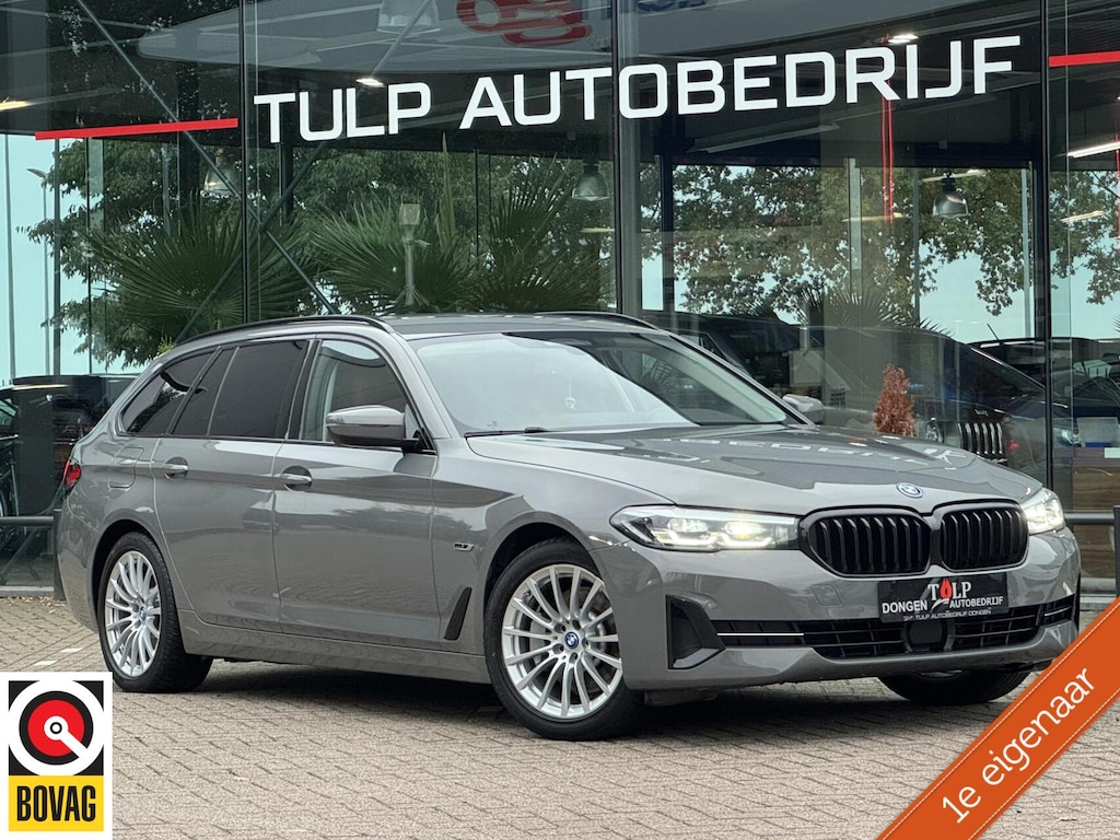 BMW 5-Serie Touring 530e Business Edition Plus 2021 Berninagrau