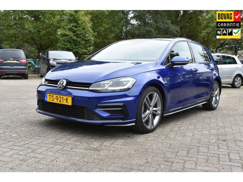 Volkswagen Golf 1.5 TSI Highline Business R