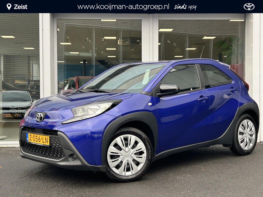 Toyota Aygo X 1.0 VVT-i MT Play | Unieke kleur!! | Achteruitrijcamera | Airco | Apple Carplay/Android Auto | Adaptieve cruise control