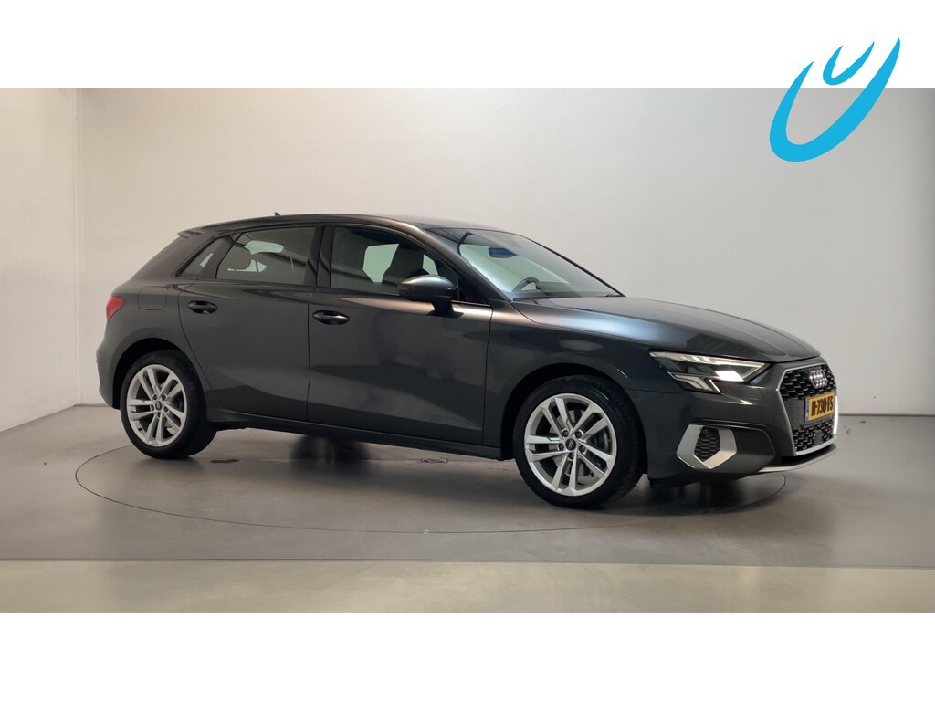 Audi A3 Sportback 30 TFSI S-Tronic Attitude LED Navigatie Parkeersensoren DAB+