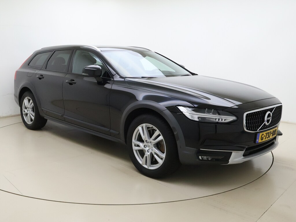 Volvo V90 Cross Country T5 AWD 90th Anniversary Edition | Trekhaak | Sport leer | Parkeer camera