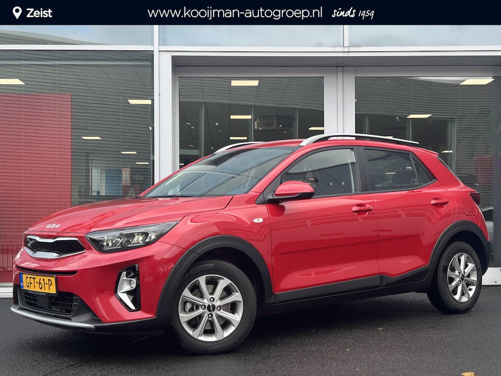 Kia Stonic 1.0 T-GDi MHEV DynamicLine Navigatie | Apple Carplay / Android Auto | Cruise control | Airconditioning | LM Velgen