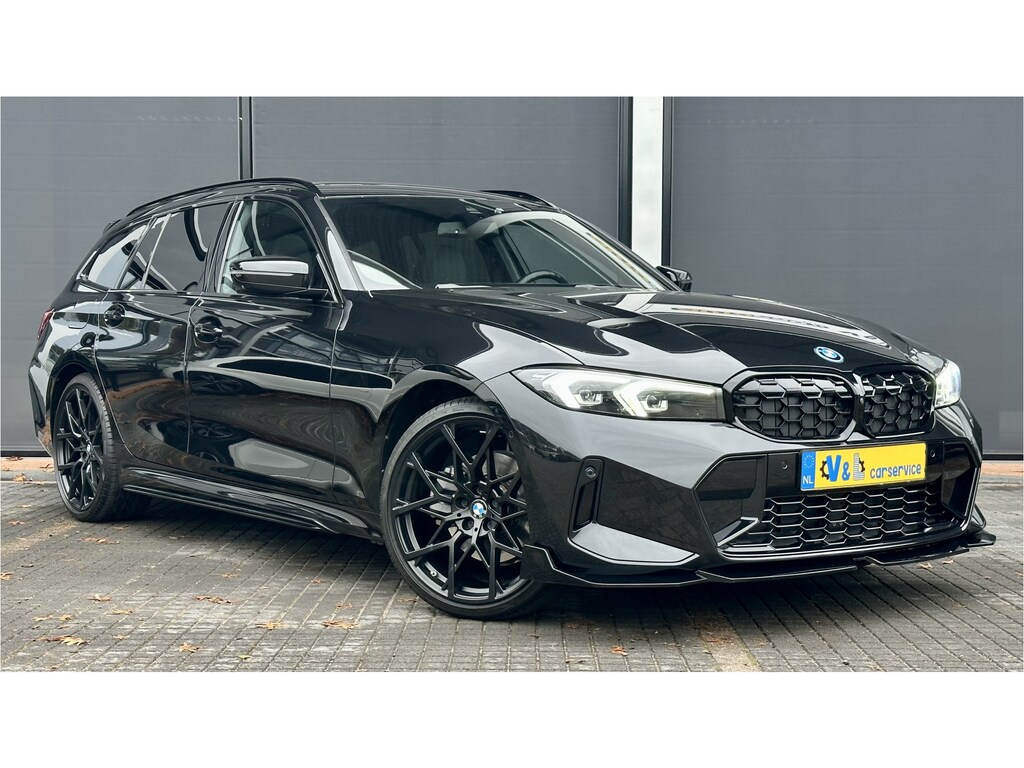 BMW 3-Serie Touring 320e M-Performance 20 inch Pano HUD 360camera